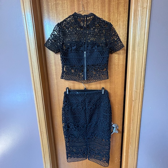 EXPRESS Black Cutout Top & Skirt Matching Set - Picture 6 of 9